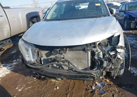 2018 Nissan Rogue S z USA, uszkodzony, nr VIN KNMAT2MT8JP594891